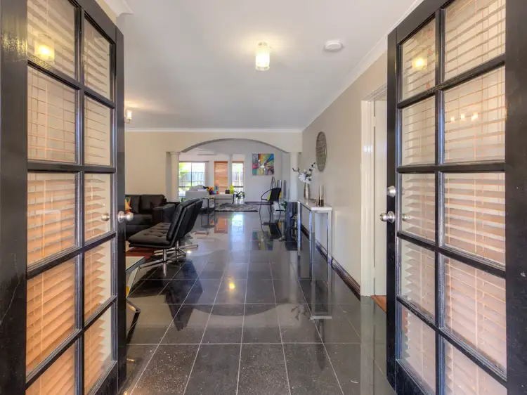 86 Vaucluse Crescent, Ellenbrook WA 6069
