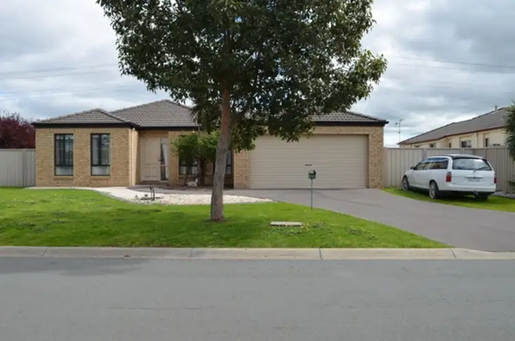 Second view of Homely house listing, 21 Jersey Crescent, Shepparton VIC 3630