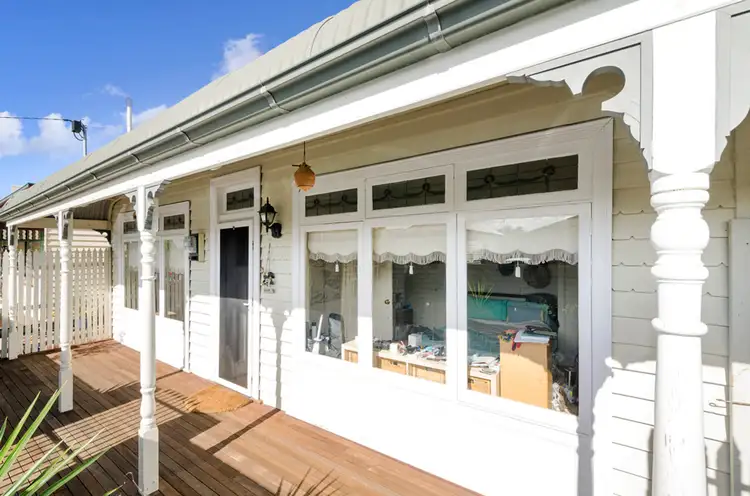 9 Sydenham Street, Seddon VIC 3011