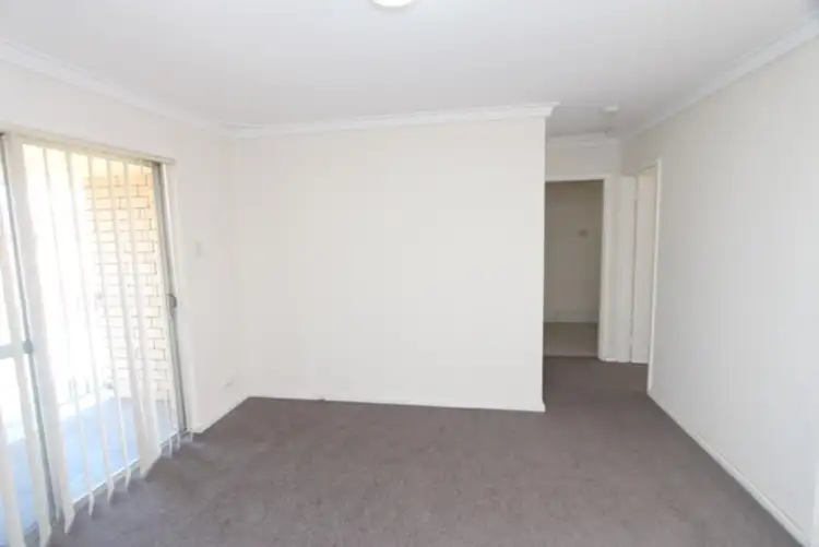 Fifth view of Homely apartment listing, 9B,305 Harbourne Street, Glendalough WA 6016