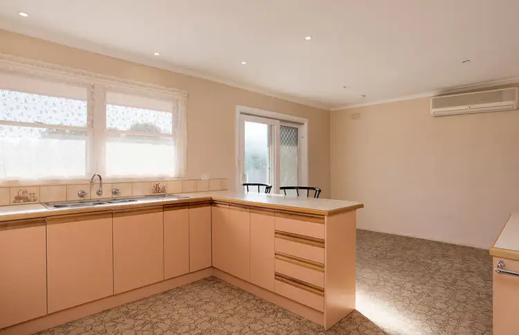 Sixth view of Homely house listing, 7 Sweetland Road, Mooroolbark VIC 3138