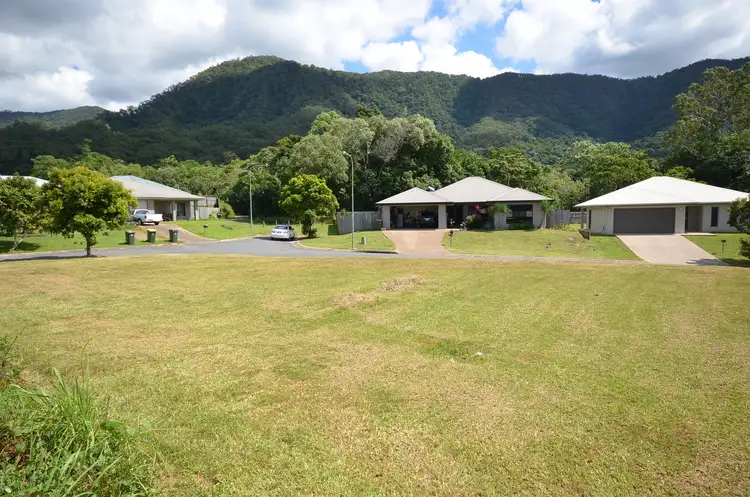 19 Conway Close, Bentley Park QLD 4869