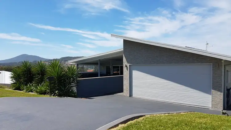 5 Narran Close, Forster NSW 2428
