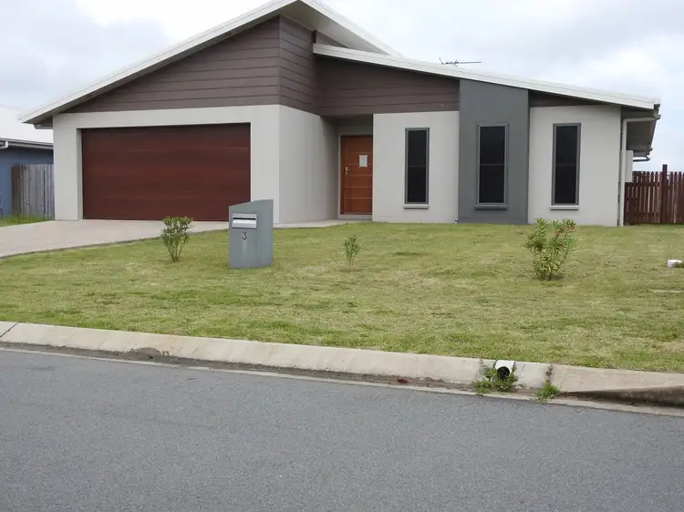 3 O'Neill Place, Marian QLD 4753