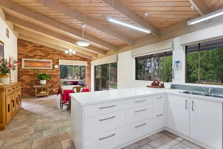 Seventh view of Homely house listing, 16 Hamilton Court, Baranduda VIC 3691