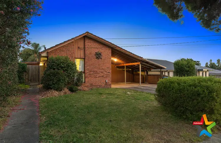 18 Kelvin Drive, Ferntree Gully VIC 3156