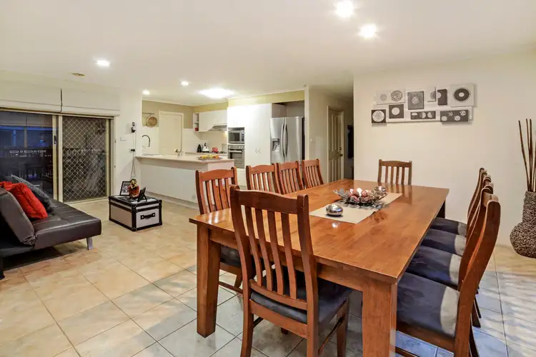 Fifth view of Homely house listing, 6 Berthon Crescent, Hillside VIC 3037