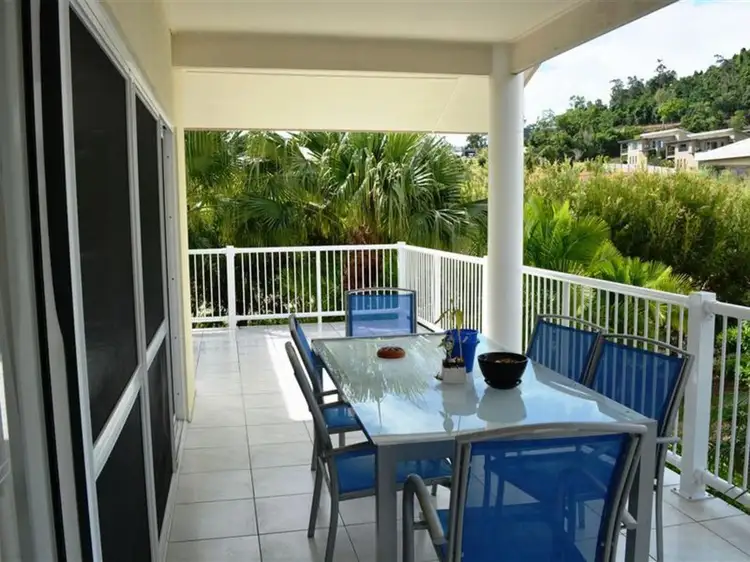 20/24 Pandanus Drive, Cannonvale QLD 4802