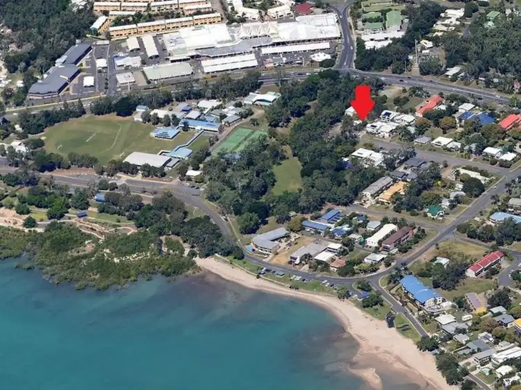 20 Schnapper Street, Cannonvale QLD 4802