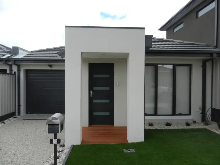 4 Mountbatten Way, Sydenham VIC 3037