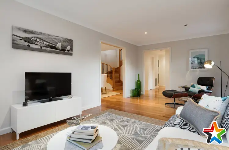 Second view of Homely house listing, 6 Saxon Drive, Mooroolbark VIC 3138