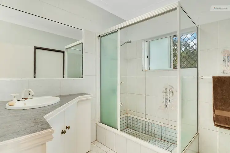 Fifth view of Homely house listing, 3 Meillion Court, White Rock QLD 4868