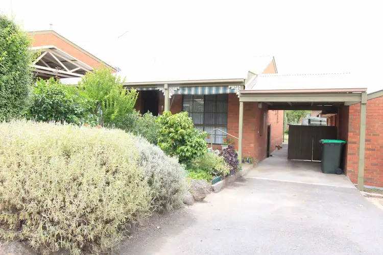 Sixth view of Homely house listing, 2/256 Mackenzie (West) Street, Kangaroo Flat VIC 3555