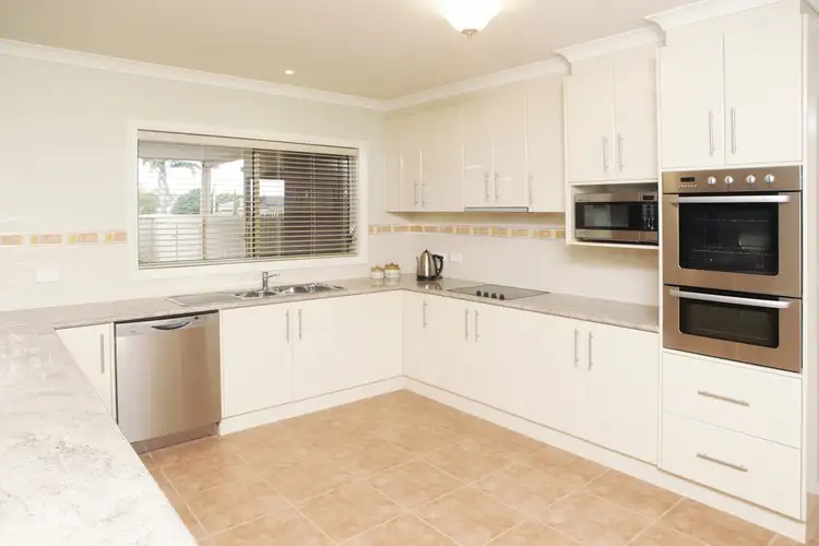 Fifth view of Homely house listing, 8 Limousin Court, Shepparton VIC 3630