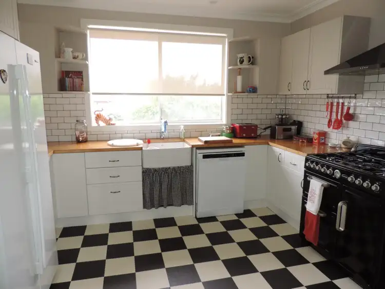 Sixth view of Homely house listing, 2 Macquarie Street, Goulburn NSW 2580