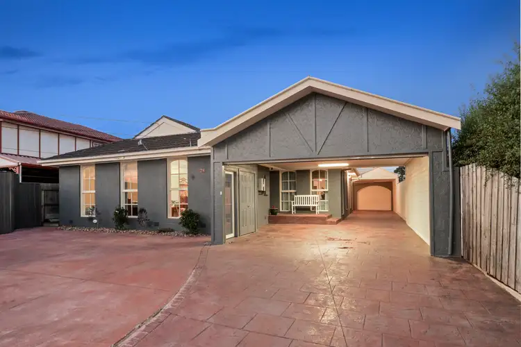 28 Hedgeley Road, Kealba VIC 3021