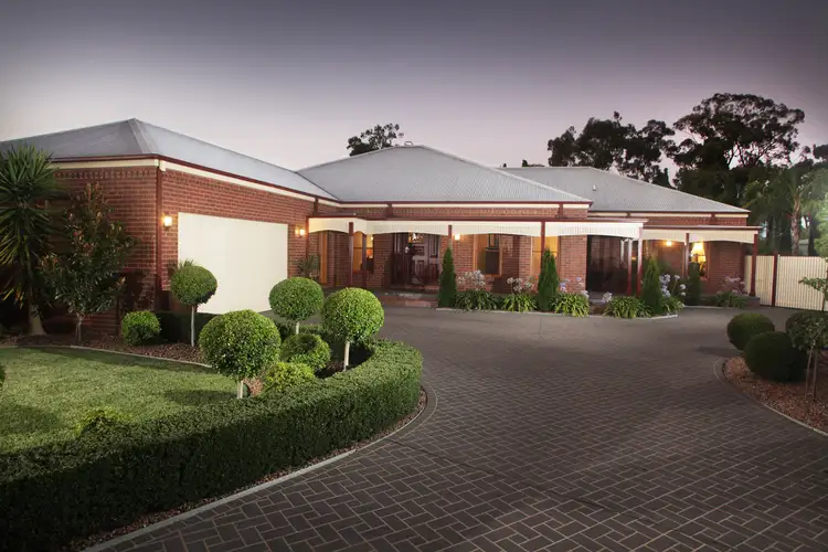 Main view of Homely house listing, 4 Rosella Court, Kialla VIC 3631