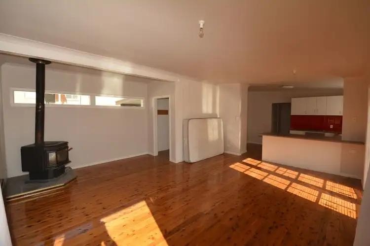Fifth view of Homely house listing, 8 Wattle Grove, Lithgow NSW 2790
