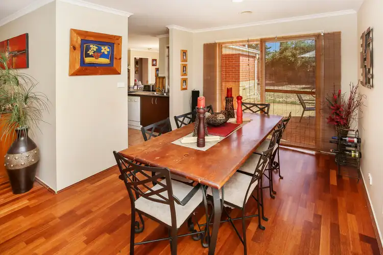 Fifth view of Homely house listing, 4 Berthon Crescent, Hillside VIC 3037