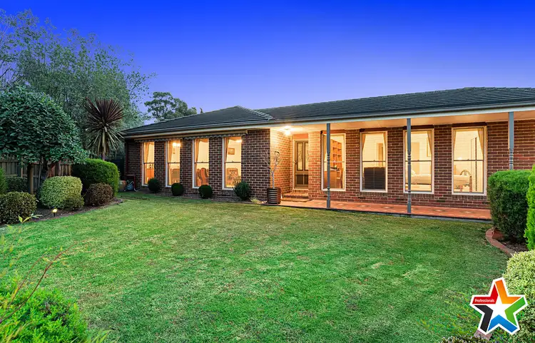 5 Macdonnell Court, Kilsyth VIC 3137