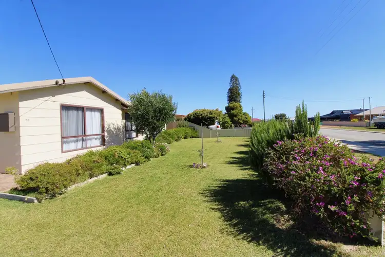 35 Ward Street, Jurien Bay WA 6516