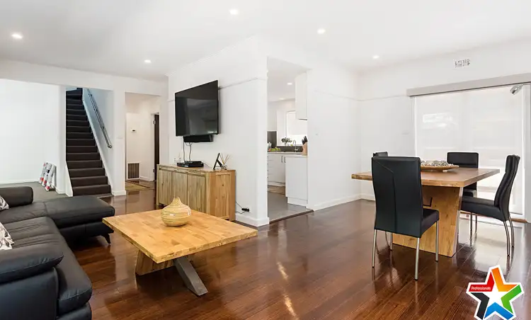 4 Newman Road, Mooroolbark VIC 3138