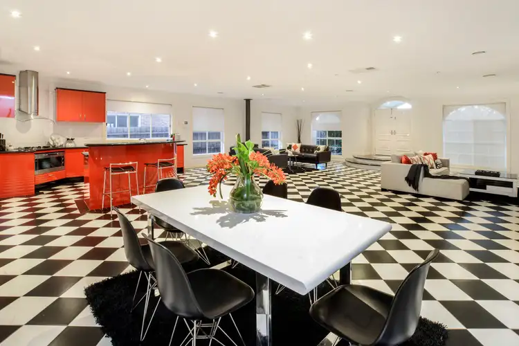 Fifth view of Homely house listing, 6 Lindsay Court, Taylors Lakes VIC 3038