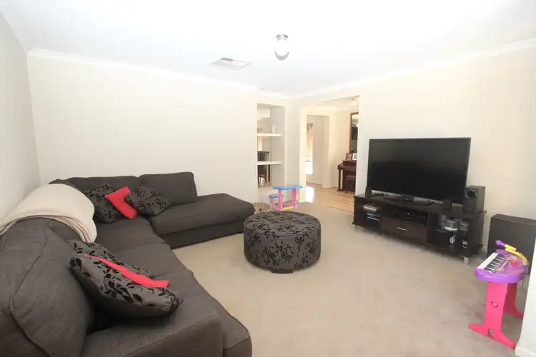 Seventh view of Homely house listing, 19 Whirrakee Drive, Maryborough VIC 3465