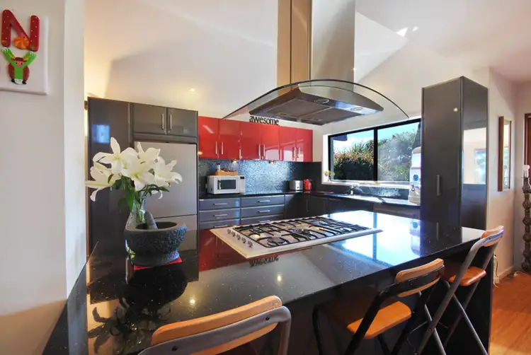 Fifth view of Homely house listing, 10 Tongarra Drive, Ocean Shores NSW 2483