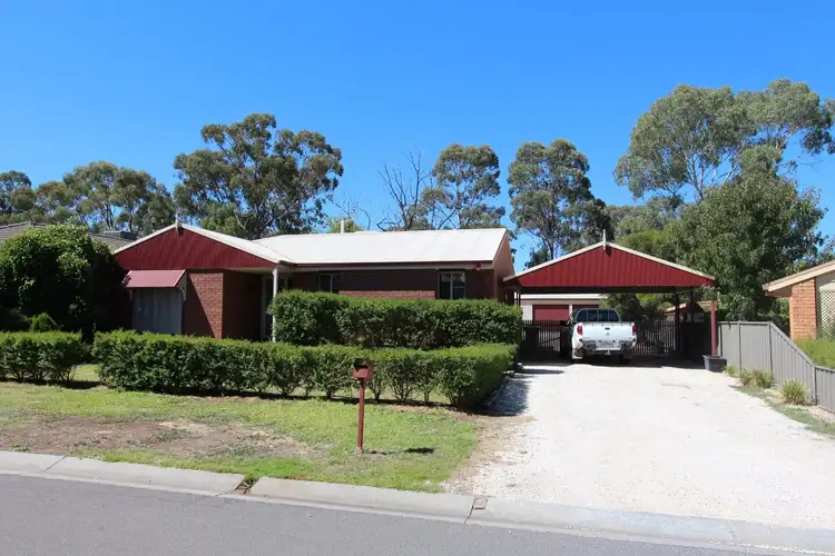 Main view of Homely house listing, 35 Gallway Drive, Eaglehawk VIC 3556