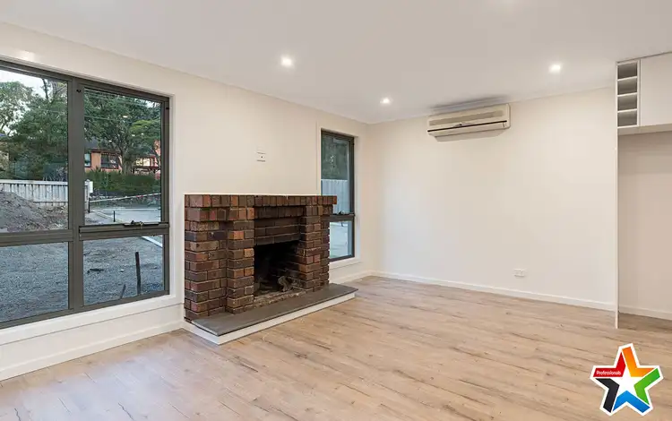 Second view of Homely house listing, 16 Dryden Concourse, Mooroolbark VIC 3138