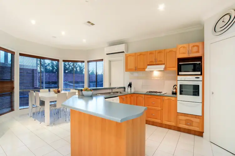 Fourth view of Homely house listing, 27 Sovereign Way, Hillside VIC 3037