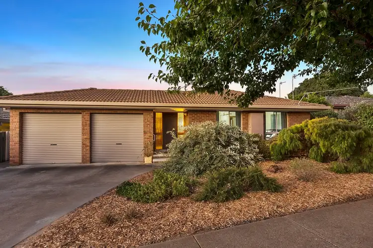 5 Locliff Avenue, Strathdale VIC 3550