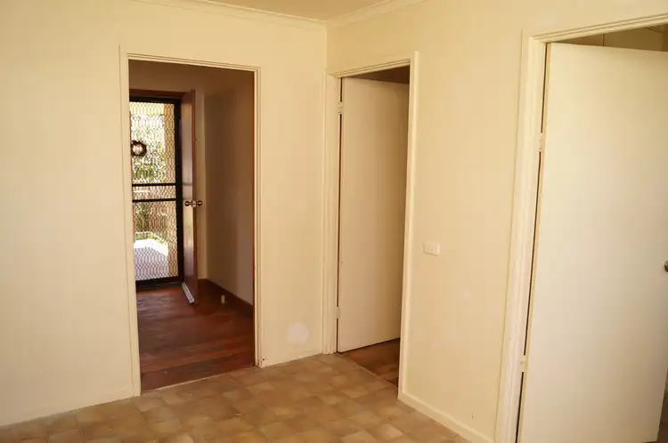 Seventh view of Homely house listing, 8 McLean Court, Shepparton VIC 3630