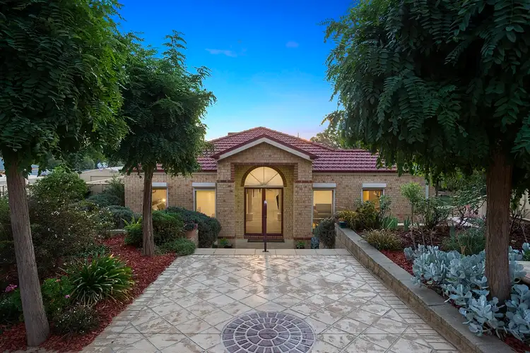 34 Pioneer Drive, Maiden Gully VIC 3551