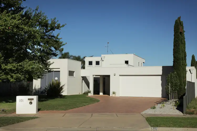 Second view of Homely house listing, 101 Gordon Drive, Kialla VIC 3631