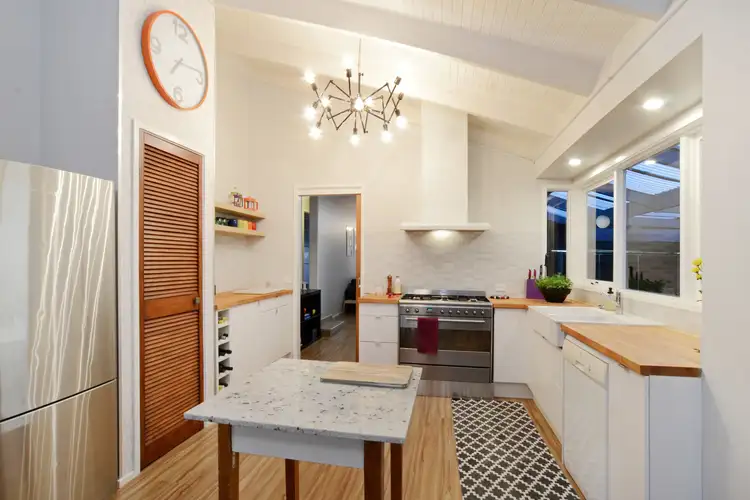 Fourth view of Homely house listing, 15 Bremen Court, Keilor Downs VIC 3038