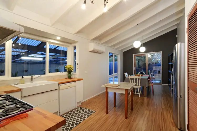 Sixth view of Homely house listing, 15 Bremen Court, Keilor Downs VIC 3038