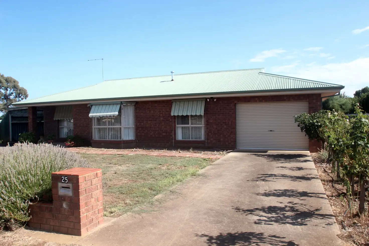Main view of Homely house listing, 25 Mcneil Street, Carisbrook VIC 3464