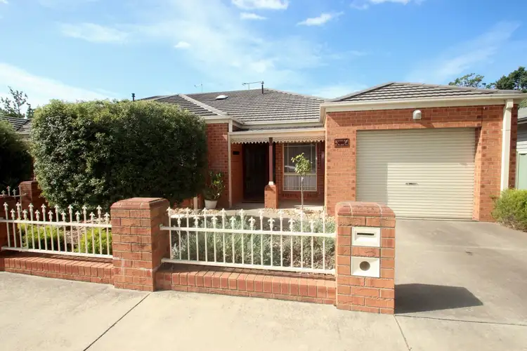 2/52 Alma Street, Maryborough VIC 3465