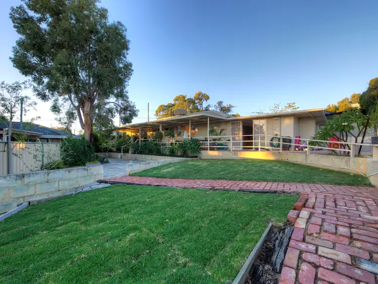24 Frederic Street, Helena Valley WA 6056