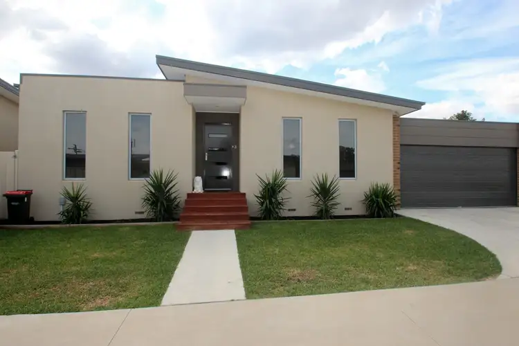 3/116 Gillies Street, Maryborough VIC 3465