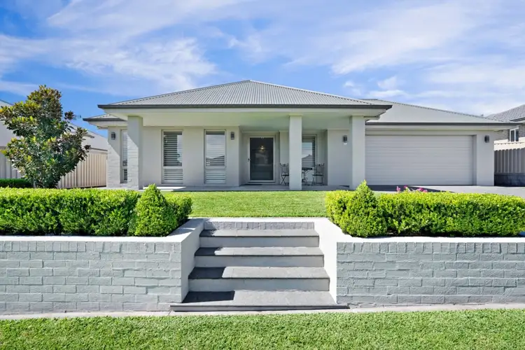 32 Stayard Drive, Bolwarra Heights NSW 2320
