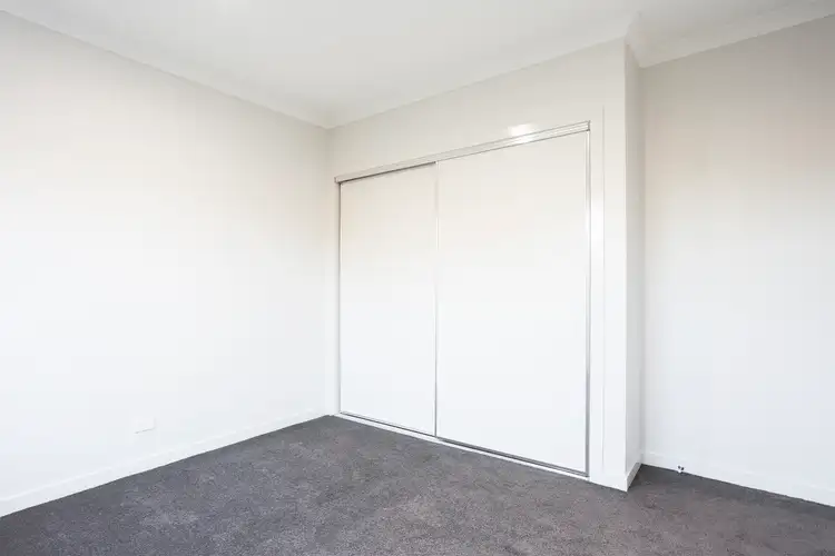 Fifth view of Homely house listing, 5 Courage Court, Strathfieldsaye VIC 3551