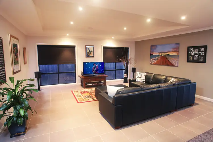 Fifth view of Homely house listing, 6 Wanderers Lane, Kialla VIC 3631