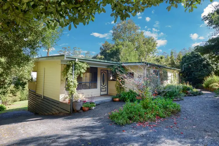 4 Kent Street, Warburton VIC 3799