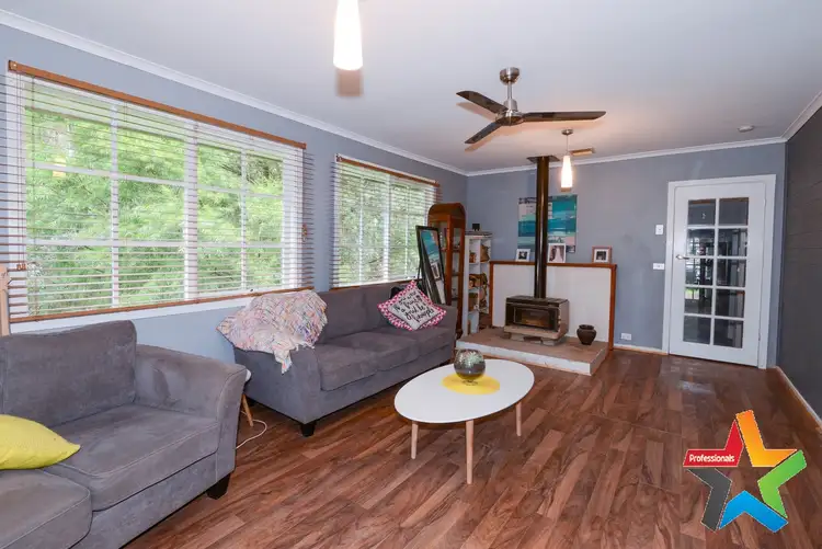 Third view of Homely house listing, 5 Wellman Street, Launching Place VIC 3139