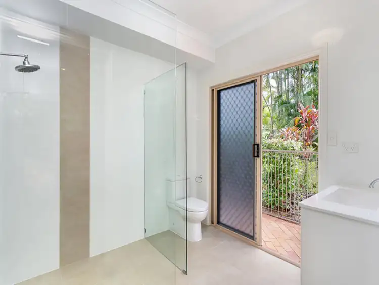 Fifth view of Homely house listing, 4 Pellowe Street, Clifton Beach QLD 4879