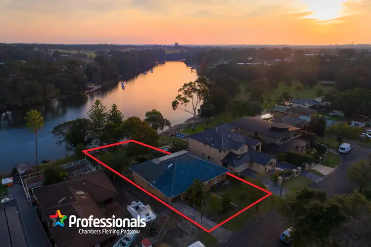 21 Burbank Avenue, East Hills NSW 2213