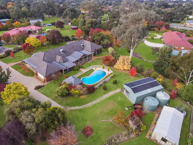 Main view of Homely house listing, 4 Hylton Court, Wodonga VIC 3690
